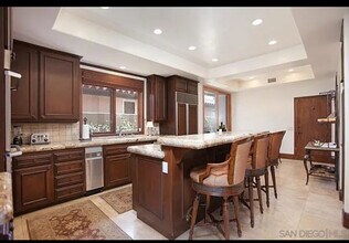 5818 Saratoga Corte in Rancho Santa Fe, CA - Building Photo - Building Photo