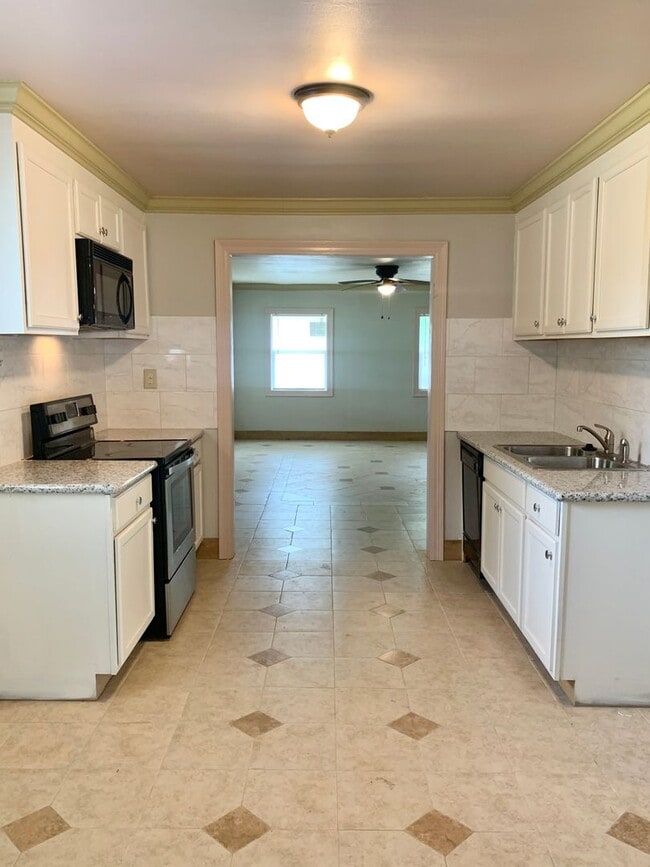 5255 Astoria Dr in Baton Rouge, LA - Building Photo - Building Photo