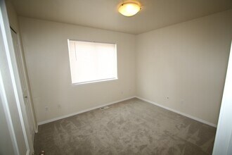 11698 Hummer Bay Lp in Anchorage, AK - Building Photo - Building Photo