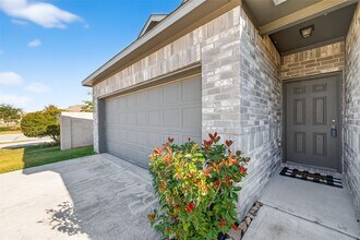 2422 Agassiz Dr in Arcola, TX - Building Photo - Building Photo