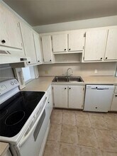 4272 Deste Ct in Greenacres, FL - Building Photo - Building Photo