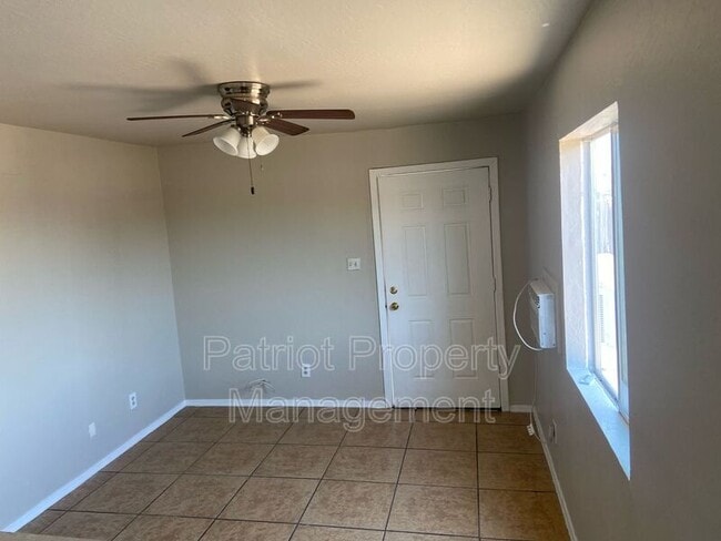 1145 W Tonto St in Phoenix, AZ - Building Photo - Building Photo