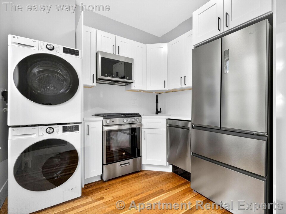 1576 Cambridge St, Unit #3F in Cambridge, MA - Foto de edificio