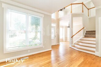 18 Bearkling Pl in Greensboro, NC - Foto de edificio - Building Photo