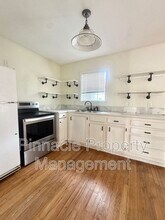 421 S Van Buren St in San Angelo, TX - Building Photo - Building Photo