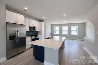 3930 Winterfield Pl in Charlotte, NC - Building Photo - Building Photo