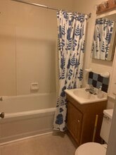 454 Summit Ave in Eau Claire, WI - Building Photo - Building Photo