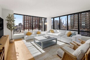 525 E 72nd St, Unit SI ID1330818P in New York, NY - Building Photo