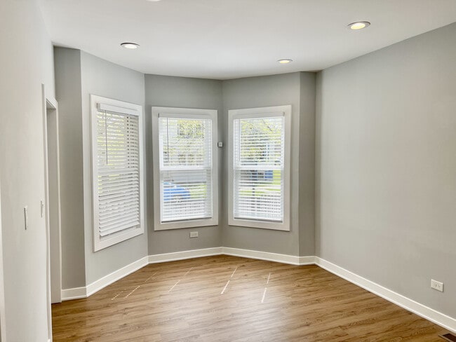5738 S Paulina St in Chicago, IL - Building Photo - Building Photo