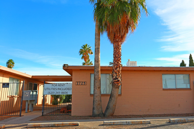 Craycroft Park in Tucson, AZ - Building Photo - Building Photo