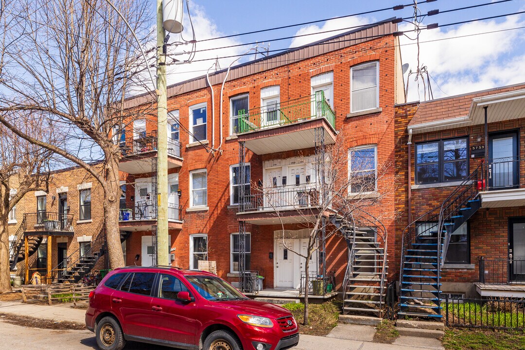 5761-5775 Des Érables Av in Montréal, QC - Building Photo