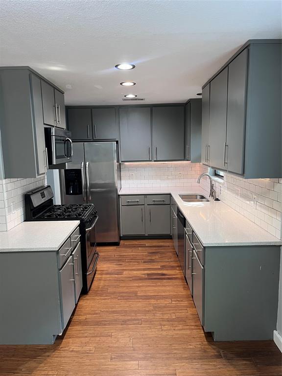 504 Clover Ct in Austin, TX - Building Photo - Building Photo