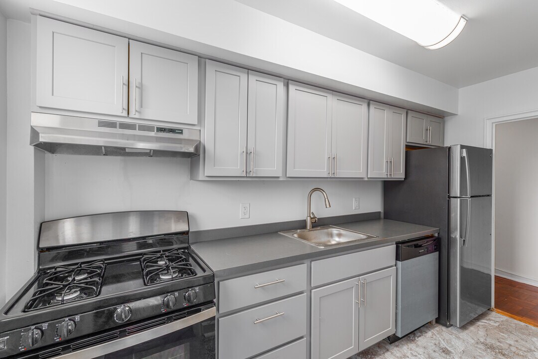 The Mayfair Apartments in Wilmington, DE - Building Photo