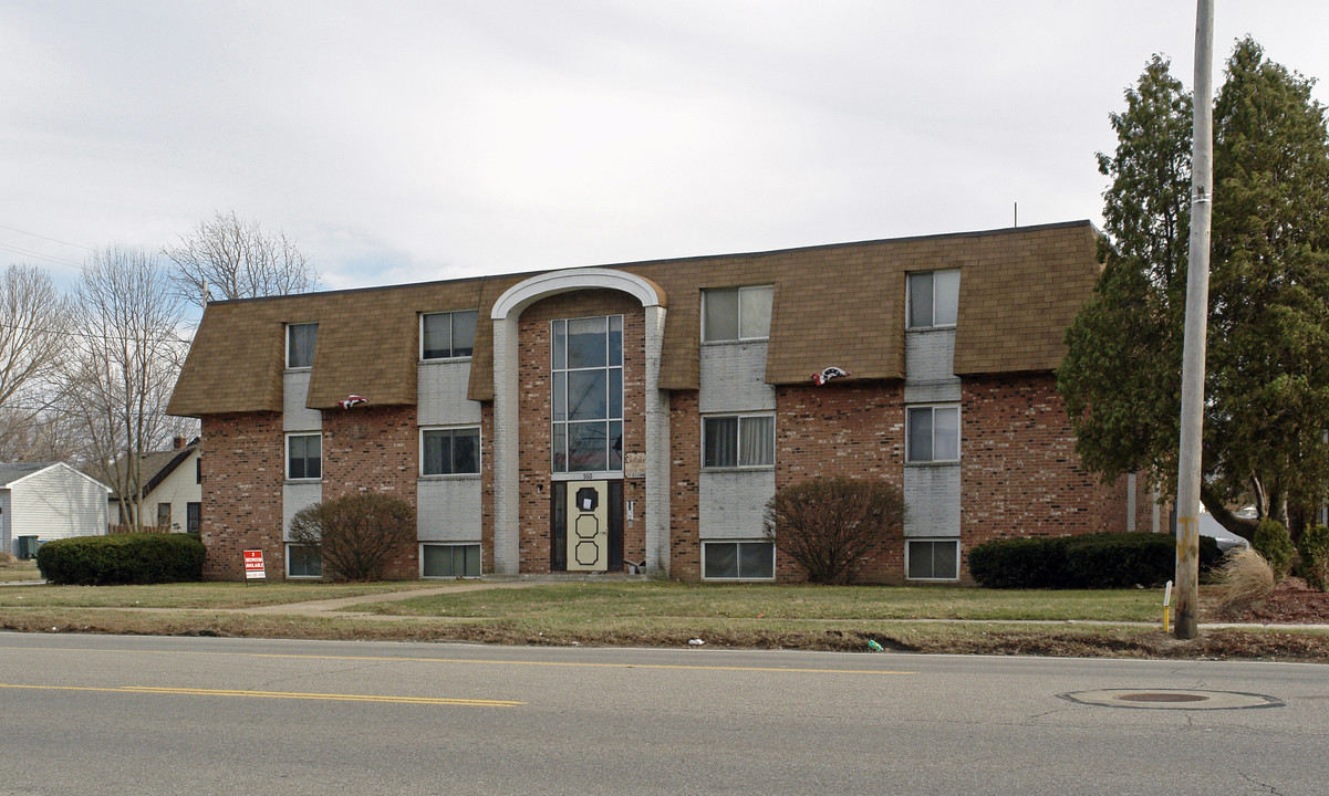 960 E Erie Ave in Lorain, OH - Building Photo