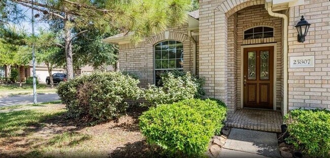 property at 25807 Sundrop Meadows Ln