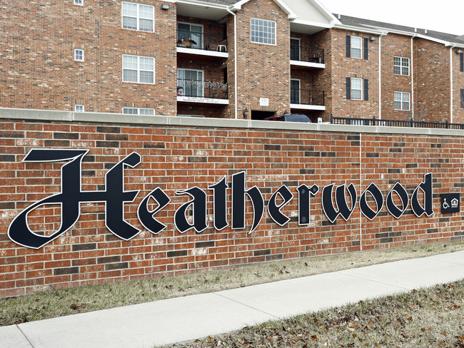 Heatherwood Apartments in Springfield, MO - Building Photo - Building Photo