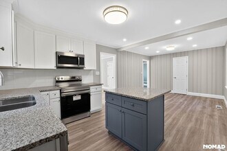 4056 Whitehall Dr in Charlotte, NC - Building Photo - Building Photo