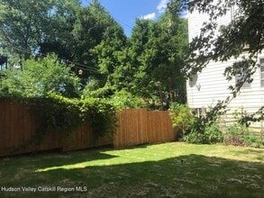 524 State St in Hudson, NY - Building Photo - Building Photo