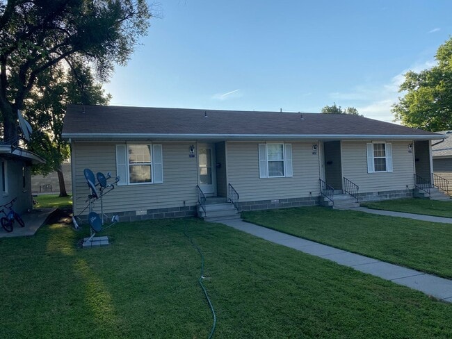 property at 2311 N Huston Ave