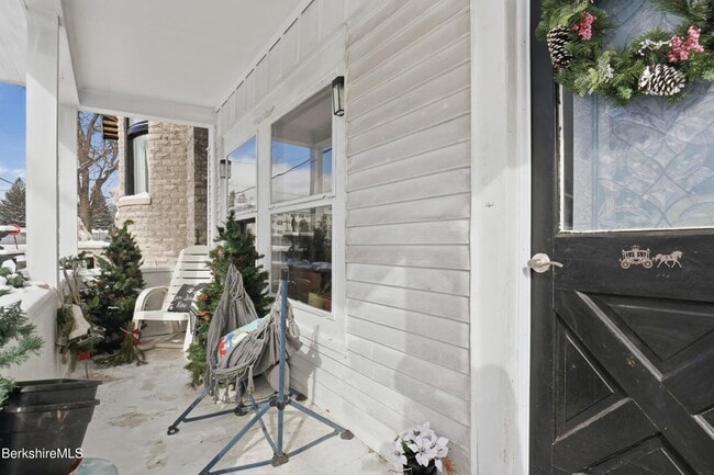 9 Lincoln St in Pittsfield, MA - Building Photo - Building Photo