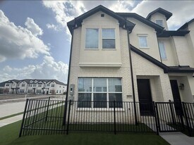 15713 Strongbow Ter Dr in Atascocita, TX - Building Photo