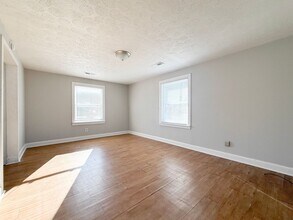 1700 E Spring St in Cookeville, TN - Building Photo - Building Photo