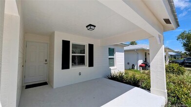 4970 SE Jack Ave in Stuart, FL - Building Photo - Building Photo