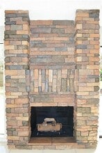 2127 Manor Green Dr in Houston, TX - Foto de edificio - Building Photo