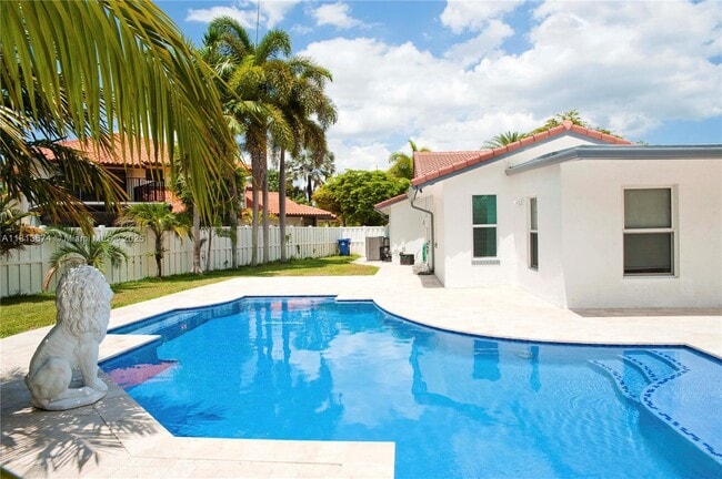 1328 NW 93rd Terrace in Coral Springs, FL - Building Photo - Building Photo