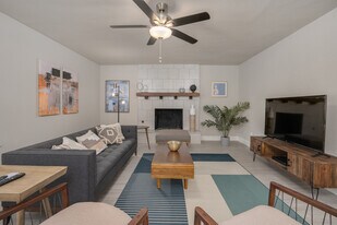 11210 Cotillion Dr in Dallas, TX - Building Photo