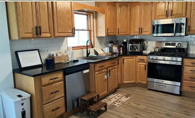 property at 22 Holt Rd