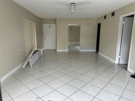 3641 NW 95th Terrace in Sunrise, FL - Building Photo - Building Photo