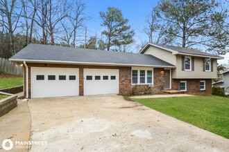 1911 Heritage Rd in Moody, AL - Building Photo - Building Photo