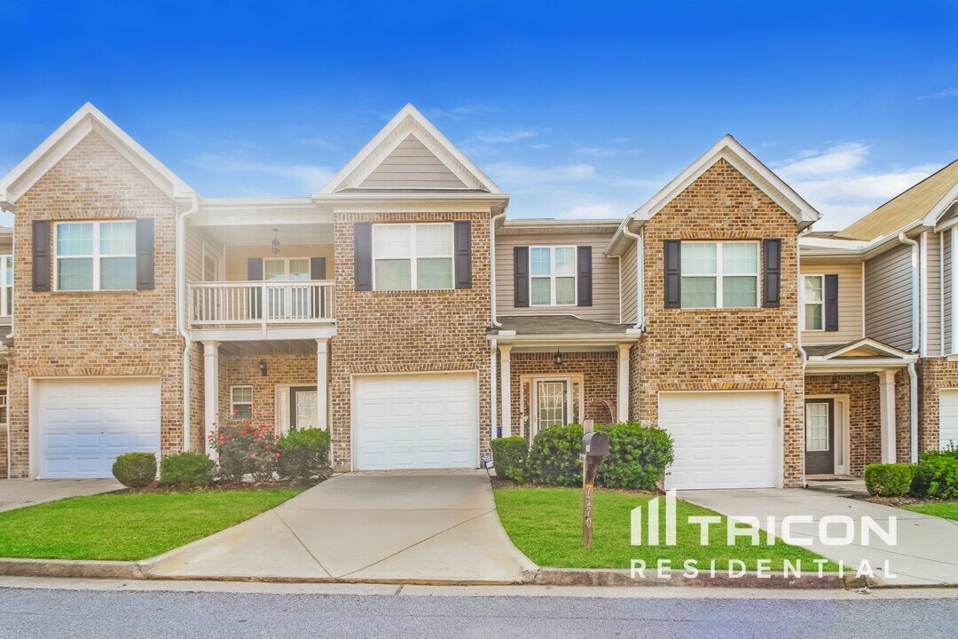 7170 Fringe Flower Dr in Austell, GA - Building Photo