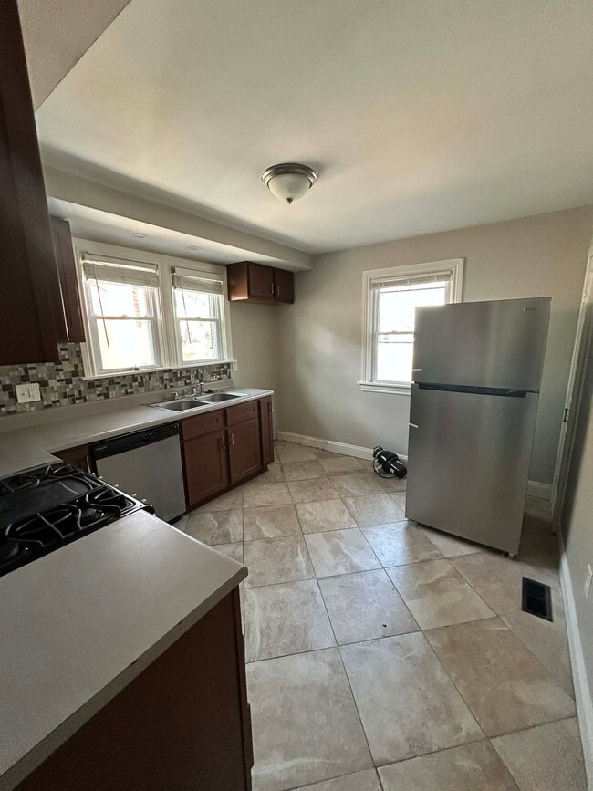 8713 Susan Ave in St. Louis, MO - Building Photo - Building Photo