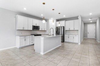 8296 Vaulting Dr in Greenacres, FL - Building Photo - Building Photo