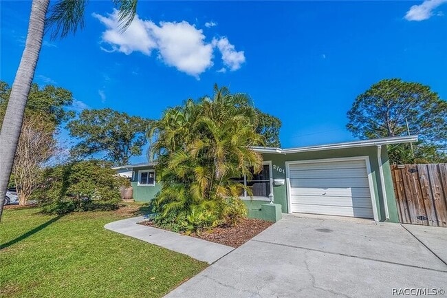 2701 56th Ln N in St. Petersburg, FL - Building Photo - Building Photo