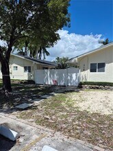 216 SW 9th St in Hallandale Beach, FL - Building Photo - Building Photo