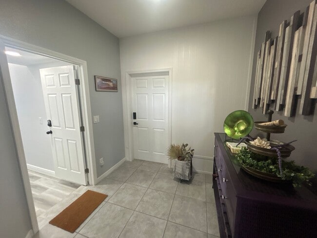 901 Vicenza St in St. Cloud, FL - Building Photo - Building Photo