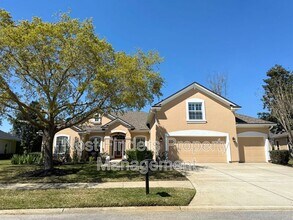 283 Holland Dr in St. Augustine, FL - Foto de edificio - Building Photo