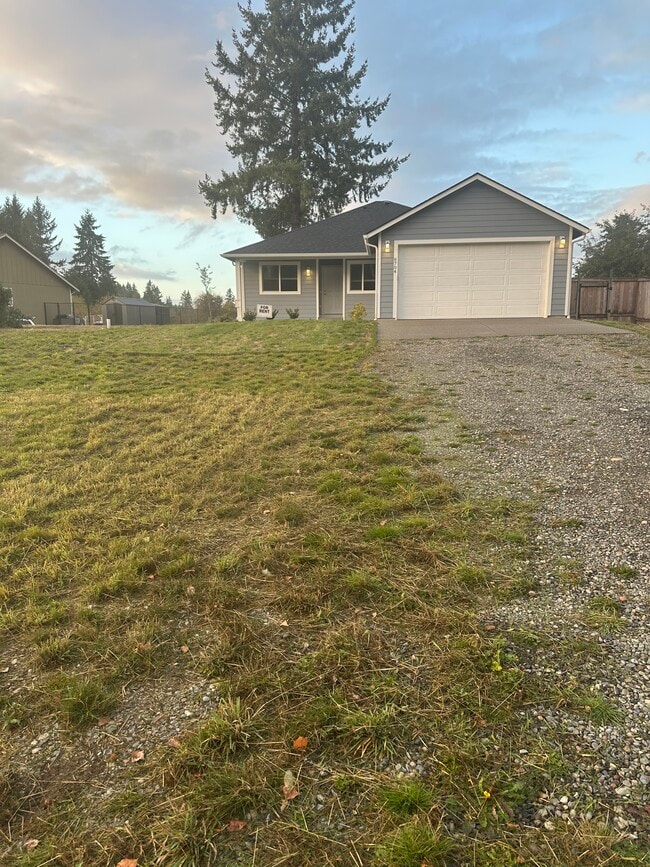 6704 Summerset Dr SE in Olympia, WA - Building Photo - Building Photo