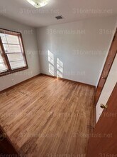 2413 N Prince Ave in Wichita, KS - Building Photo - Building Photo