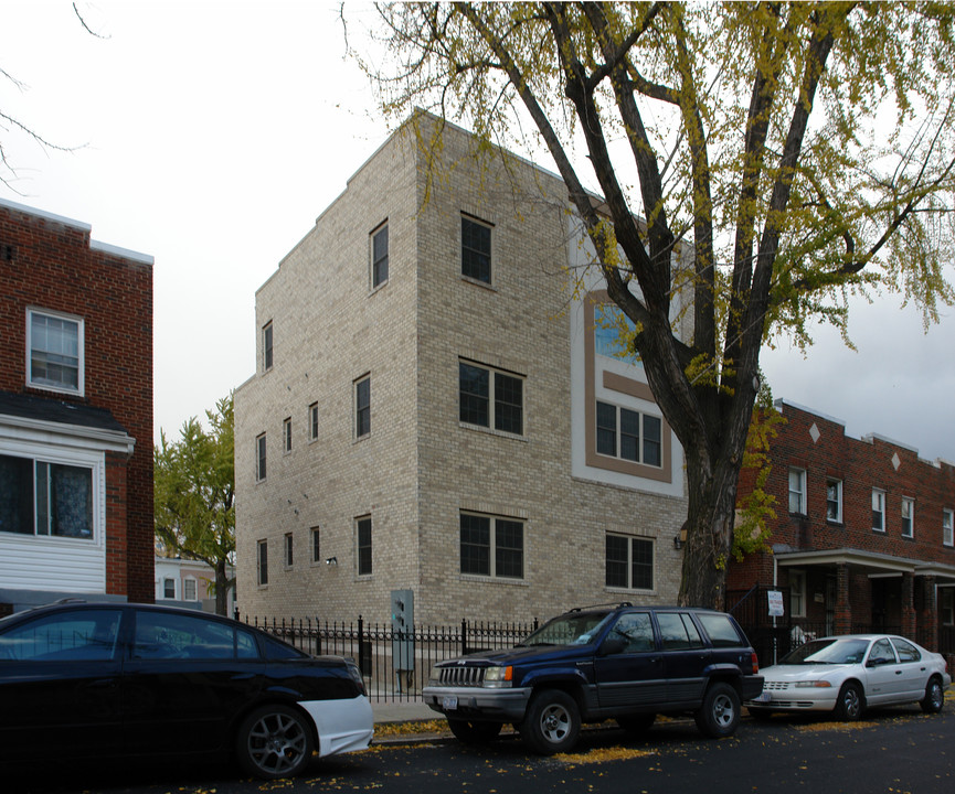 KnightsBridge Condominum in Washington, DC - Building Photo