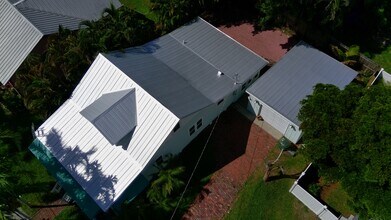 221 Durrance St in Punta Gorda, FL - Building Photo - Building Photo