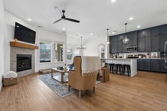 2232 Los Angeles Ave in Edmond, OK - Building Photo - Building Photo