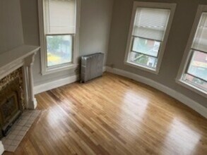 164-166 Washington Ave in Chelsea, MA - Building Photo - Building Photo