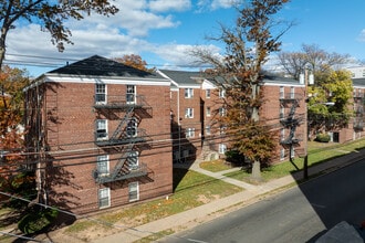 Rutgers Arms in Irvington, NJ - Building Photo - Building Photo