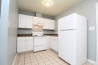 5859 Peachtree St in Milton, FL - Building Photo - Building Photo