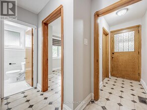 174 Bellamy Rd N in Toronto, ON - Building Photo - Building Photo