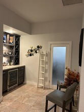 7885 SW 17th St in Miami, FL - Foto de edificio - Building Photo